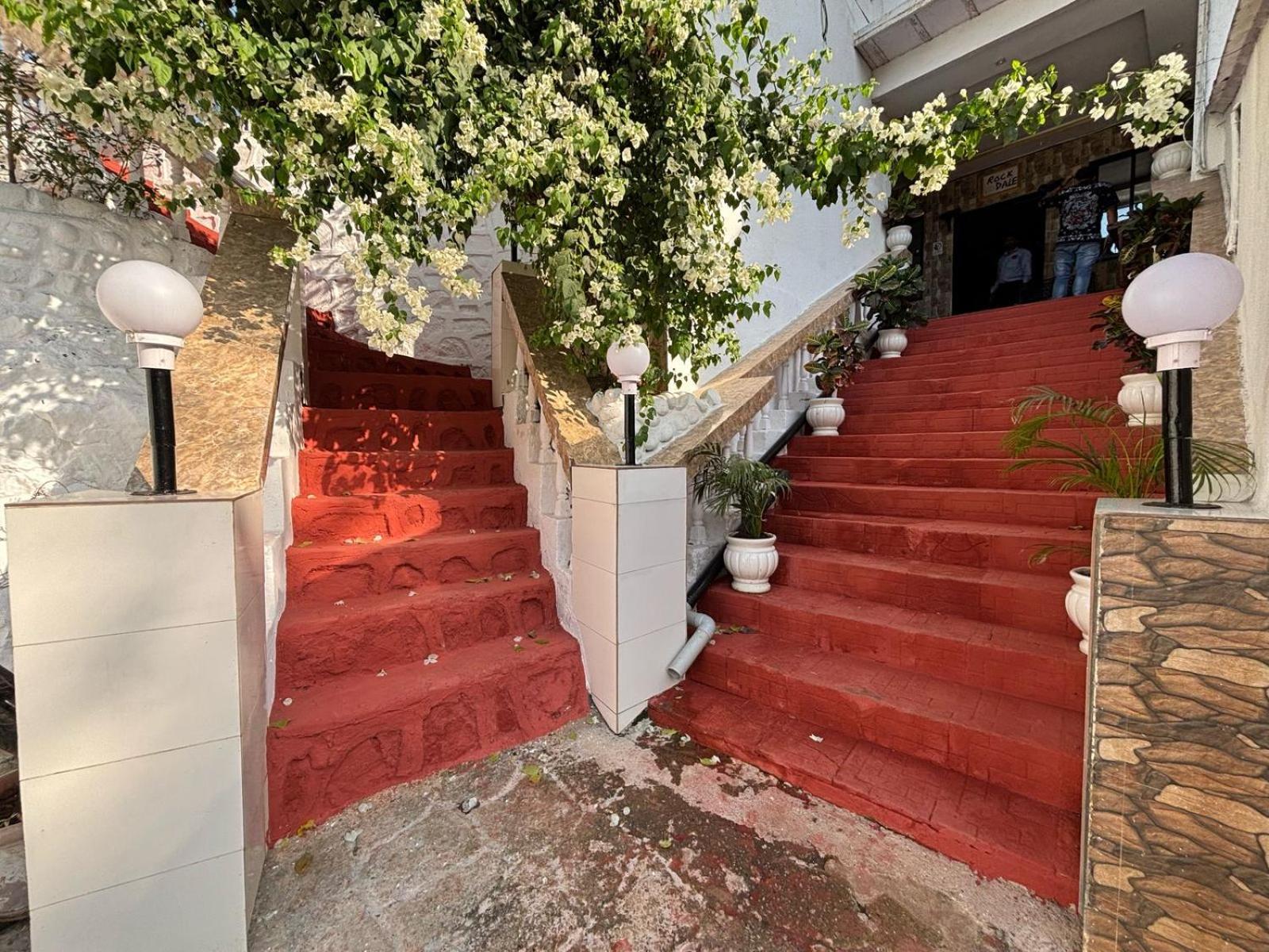 Rockdale Hotel & Resort Mira-Bhayandar Exterior photo