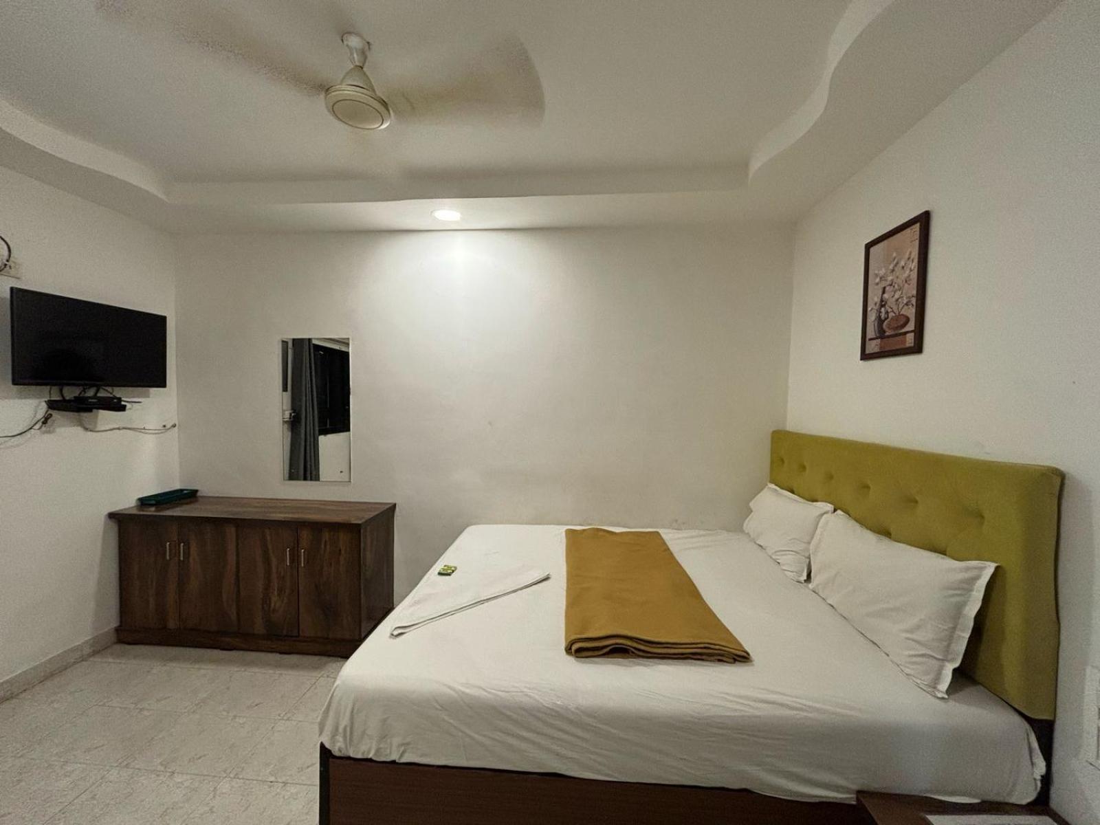 Rockdale Hotel & Resort Mira-Bhayandar Exterior photo